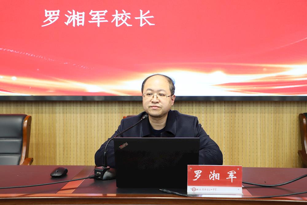 402ff70241db4d46b780168c1a520935.JPG