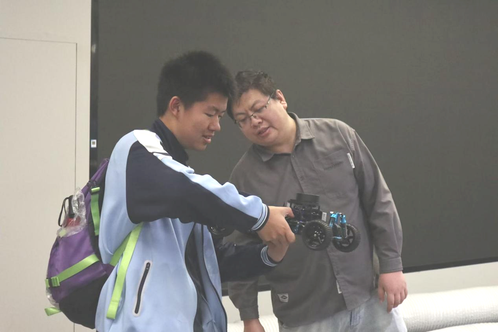 92430871986b49dd92f60bf343fe7052.png