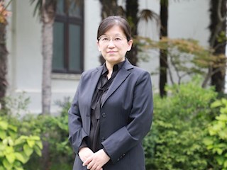 党委委员、副校长　 滕旻彦